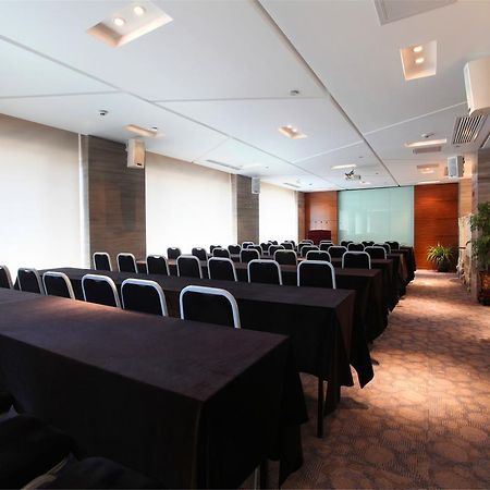 New Grand Dynasty Hotel Chaoyang  Bagian luar foto