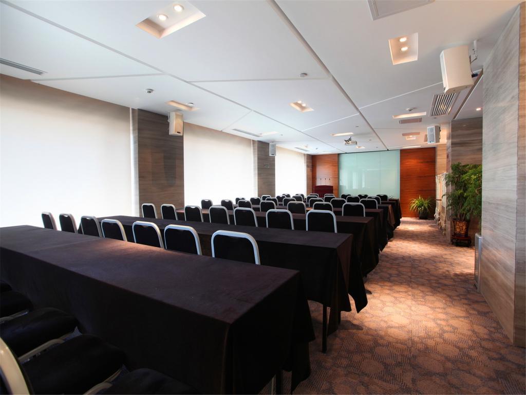 New Grand Dynasty Hotel Chaoyang  Bagian luar foto